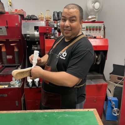 AJ Shoe Repair 180 Kent Street 1